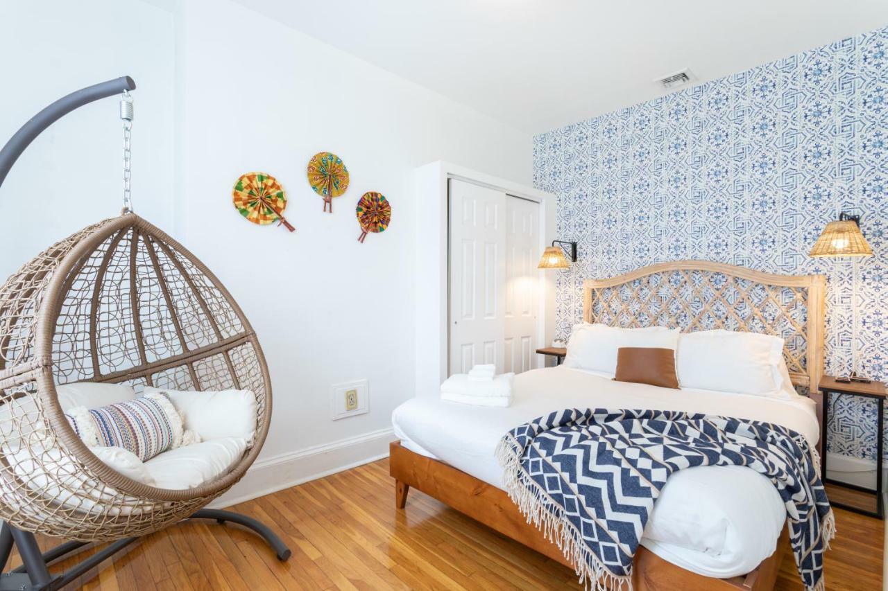 The Chestnut Flat - Rittenhouse Square